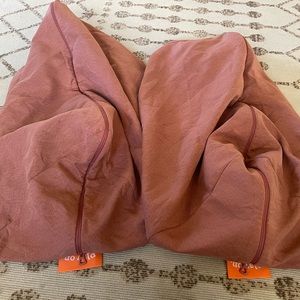 Sweet pea nugget pillow cover